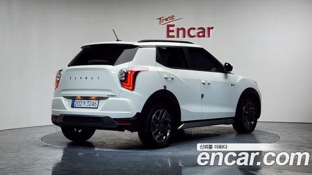 Ssangyong TIBOLI из Кореи Encar