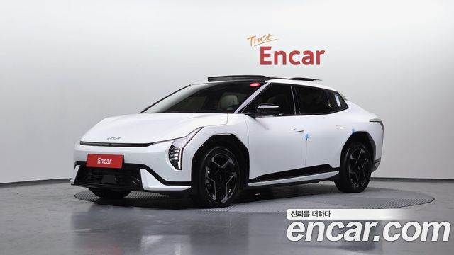 Kia EV4 из Кореи Encar