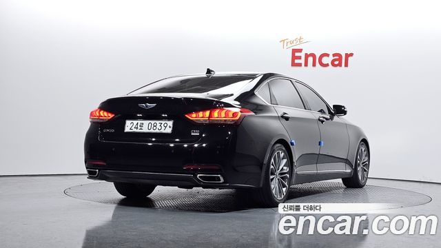 Hyundai Genesis из Кореи Encar