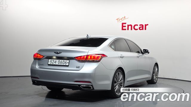 Hyundai Genesis из Кореи Encar