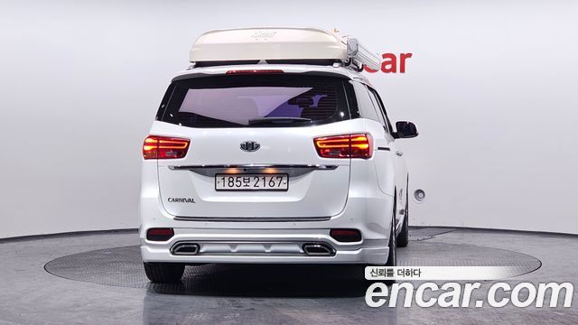 Kia Carnival из Кореи Encar