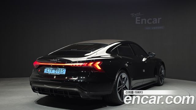 Audi RS e-tron GT из Кореи Encar