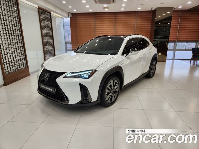 Lexus UX из Кореи Encar