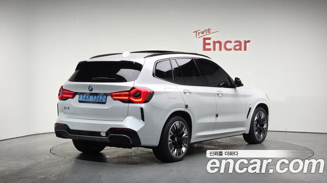 BMW iX3 из Кореи Encar