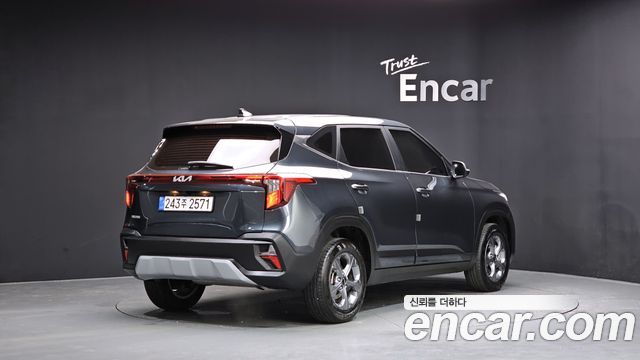 Kia Seltos из Кореи Encar