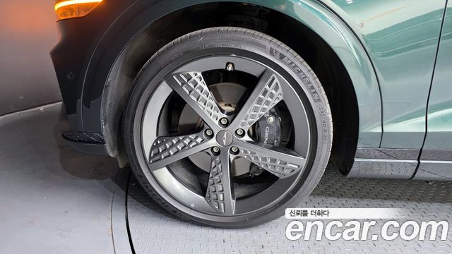 Genesis GV70 из Кореи Encar