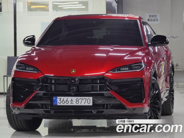 Lamborghini Urus из Кореи Encar