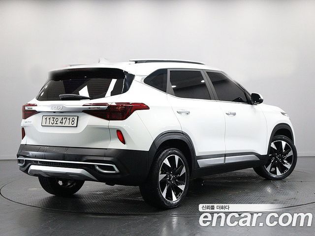 Kia Seltos из Кореи Encar
