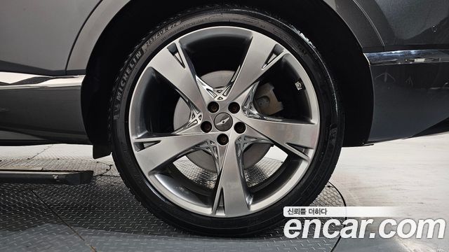 Genesis GV80 из Кореи Encar