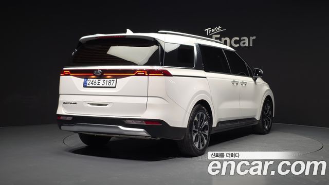 Kia Carnival из Кореи Encar