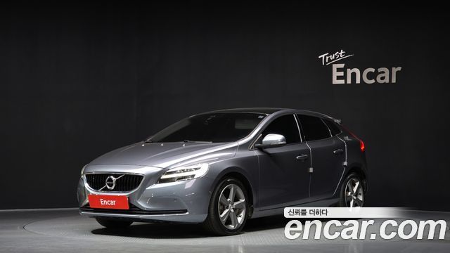 Volvo V40 из Кореи Encar