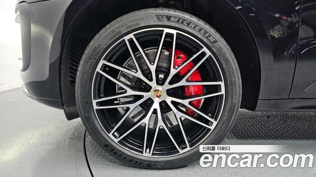 Porsche Macan из Кореи Encar