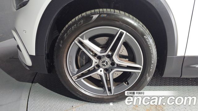 Mercedes-Benz GLB-Class из Кореи Encar