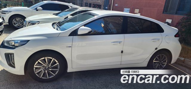 Hyundai Ioniq из Кореи Encar