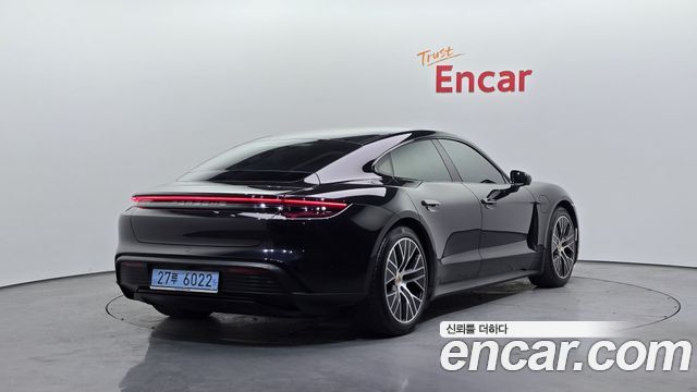 Porsche Taycan из Кореи Encar