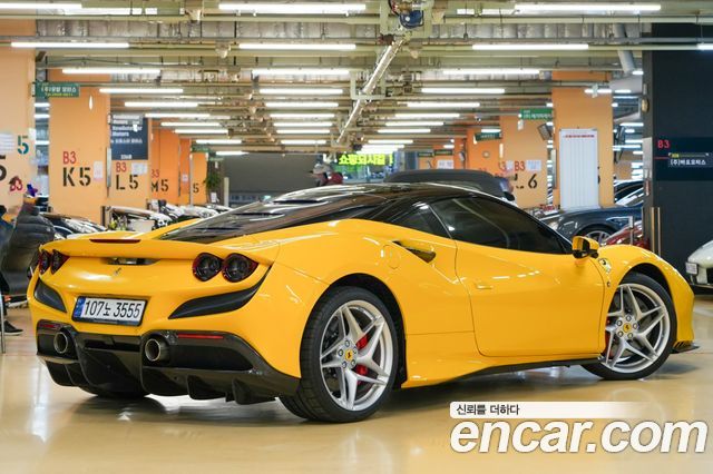 Ferrari F8 из Кореи Encar