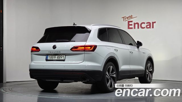 Volkswagen Touareg из Кореи Encar