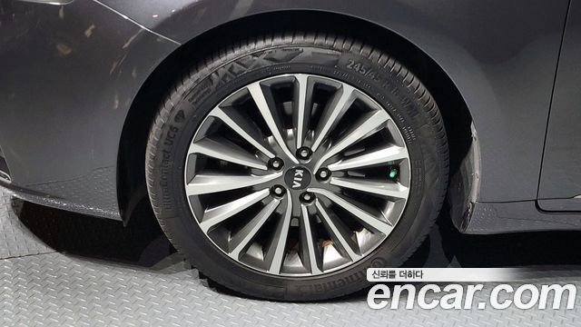 Kia K7 из Кореи Encar