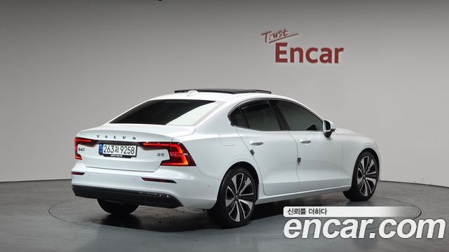 Volvo S60 из Кореи Encar