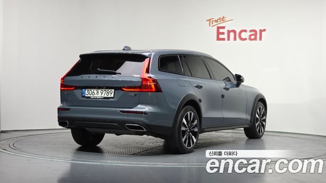 Volvo V60 из Кореи Encar