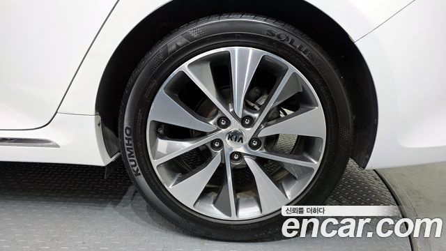 Kia K5 из Кореи Encar