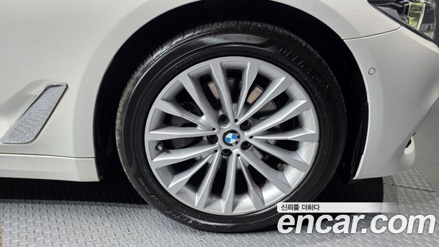 BMW 5-Series из Кореи Encar