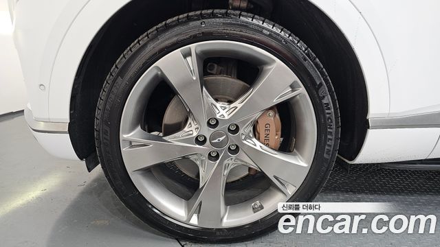 Genesis GV80 из Кореи Encar