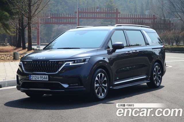 Kia Carnival из Кореи Encar