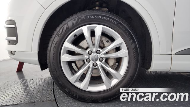 Audi Q7 из Кореи Encar
