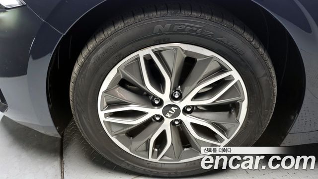 Kia K5 из Кореи Encar