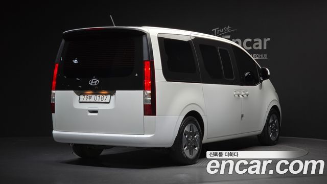 Hyundai Staria из Кореи Encar