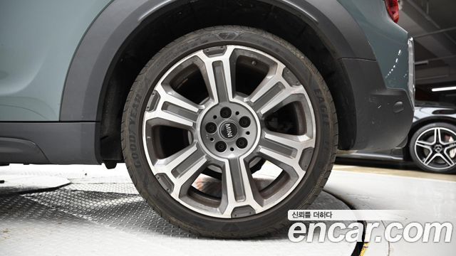 Mini Countryman из Кореи Encar