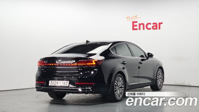 Kia K7 из Кореи Encar