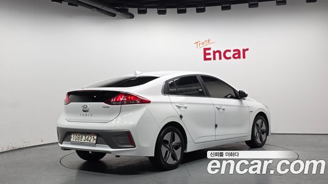 Hyundai Ioniq из Кореи Encar