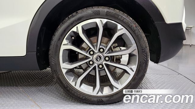 Ssangyong TIBOLI из Кореи Encar