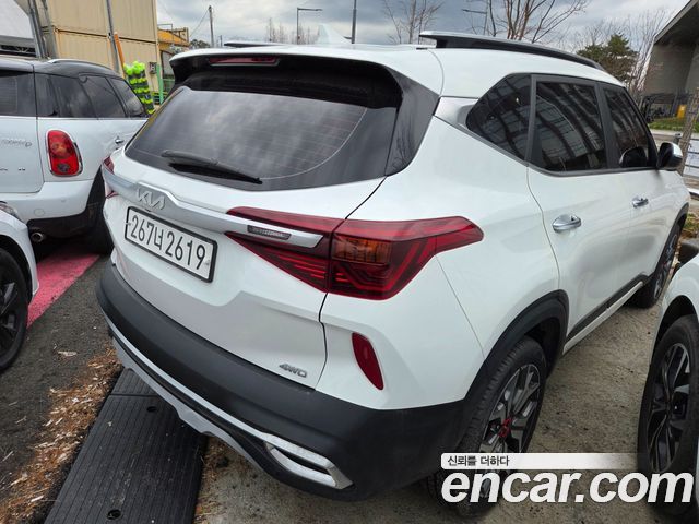 Kia Seltos из Кореи Encar