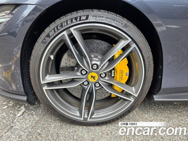 Ferrari Roma из Кореи Encar