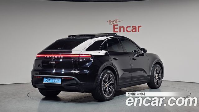 Porsche Macan из Кореи Encar