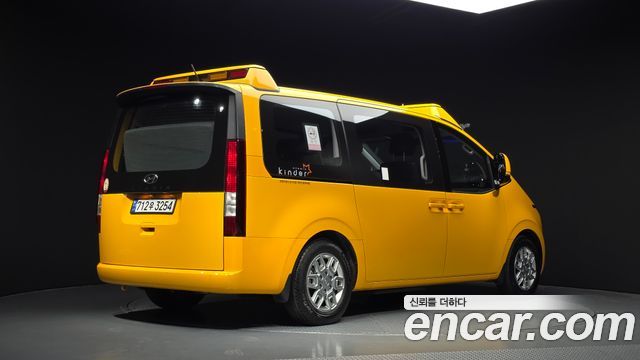 Hyundai Staria из Кореи Encar