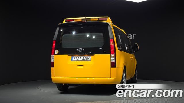 Hyundai Staria из Кореи Encar