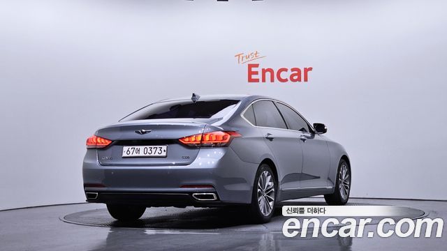 Hyundai Genesis из Кореи Encar