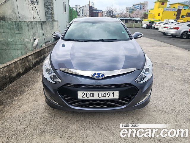 Hyundai Sonata 2.0 Royal — пробег 113 925 км — фото 2 из 5