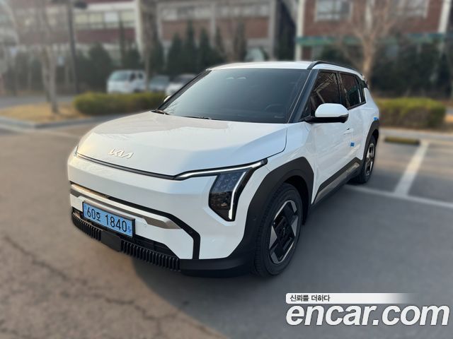 Kia EV3 из Кореи Encar