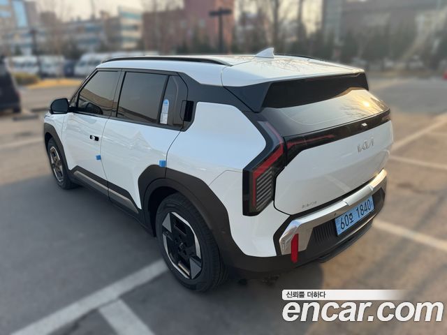 Kia EV3 из Кореи Encar