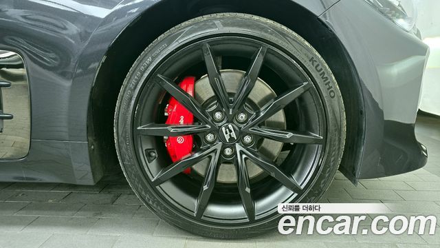Kia Stinger из Кореи Encar