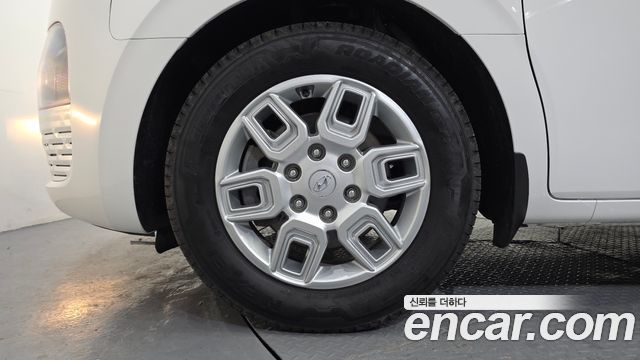 Hyundai Staria из Кореи Encar