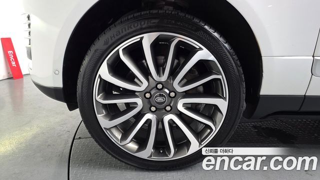 Land Rover Range Rover из Кореи Encar