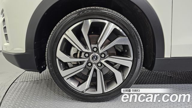 Ssangyong TIBOLI из Кореи Encar