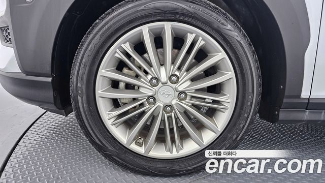Hyundai Kona из Кореи Encar