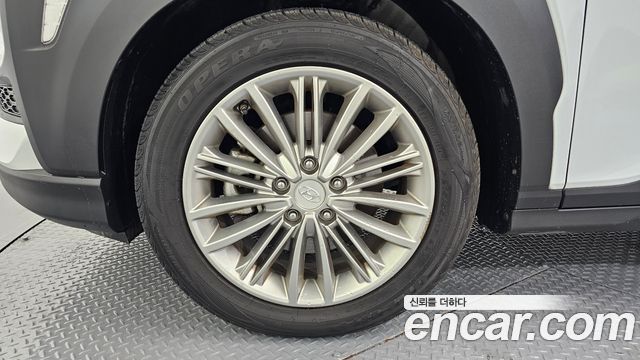 Hyundai Kona из Кореи Encar